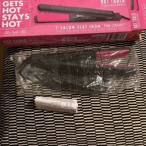 Hot Tools 1” Pink Ceramic Flat Iron